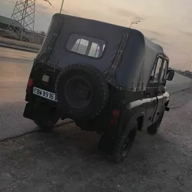 UAZ 469 1985