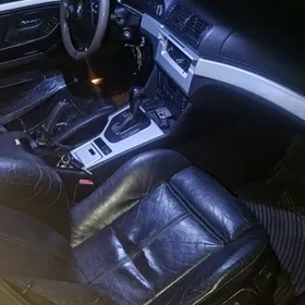 BMW E39 1998