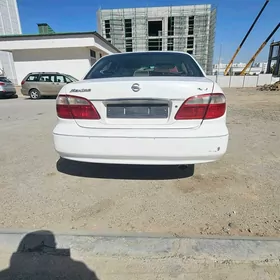 Nissan Maxima 2000