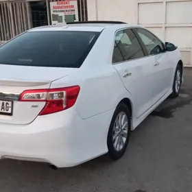 Toyota Camry 2013