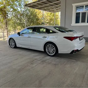 Toyota Avalon 2019