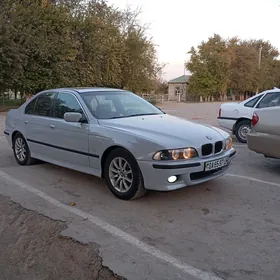 BMW E39 1998