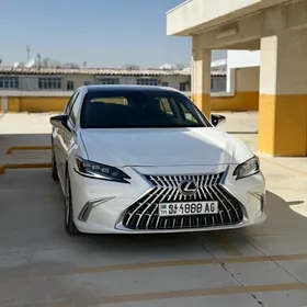 Lexus ES 350 2019
