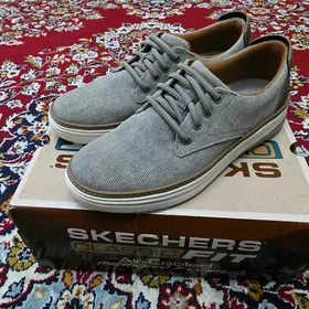 SKECHERS Classic fit 41 razmer