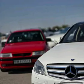 Mercedes-Benz C350 2010