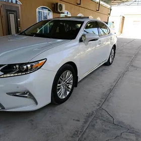 Lexus ES 350 2016
