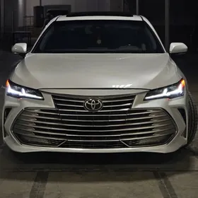 Toyota Avalon 2019