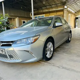 Toyota Camry 2016