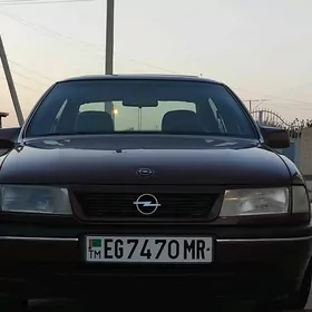 Opel Vectra 1990