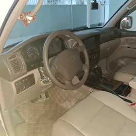 Toyota Land Cruiser 1999