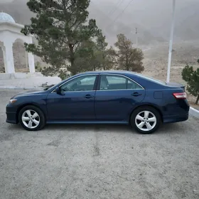 Toyota Camry 2010