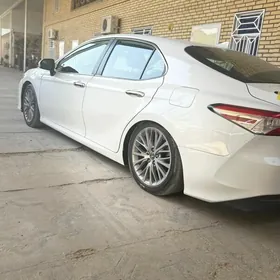 Toyota Camry 2020