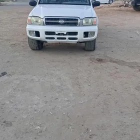 Infiniti QX4 1998