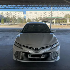 Toyota Camry 2020