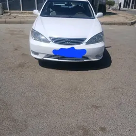 Toyota Camry 2004