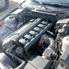 BMW 525 1993
