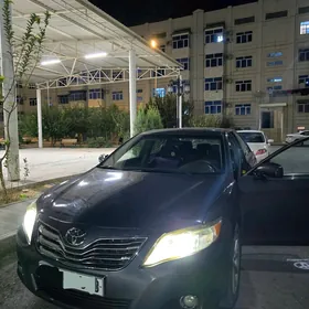 Toyota Camry 2011