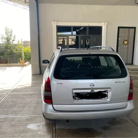 Opel Astra 2000