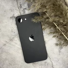 iPhone 16e