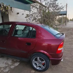 Opel Astra 1998