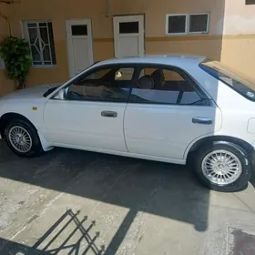 Nissan Bluebird 1997