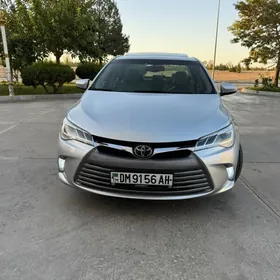 Toyota Camry 2017