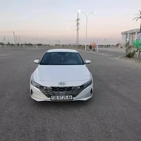 Hyundai Elantra 2021