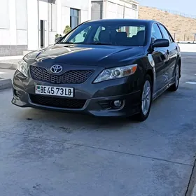 Toyota Camry 2010