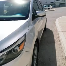 Kia Sedona 2016