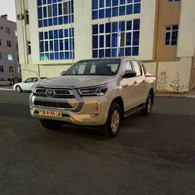 Toyota Hilux 2022