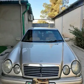 Mercedes-Benz C320 1999