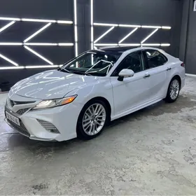 Toyota Camry 2020