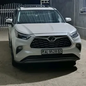 Toyota Highlander 2020