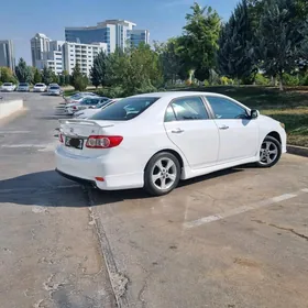 Toyota Corolla 2011
