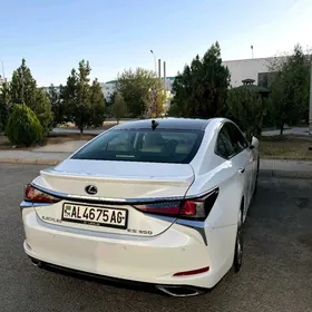 Lexus ES 350 2020