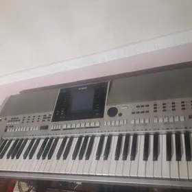 yamaha psr or 700