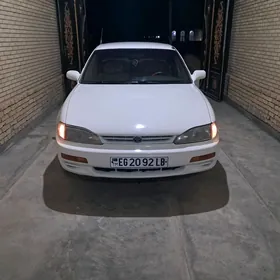 Toyota Camry 1992