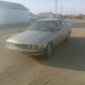 BMW 520 1990
