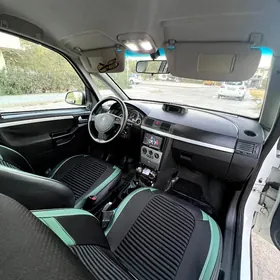 Opel Meriva 2004