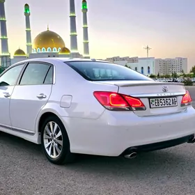 Toyota Avalon 2011
