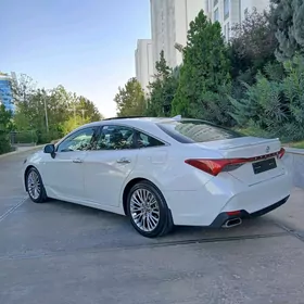 Toyota Avalon 2019