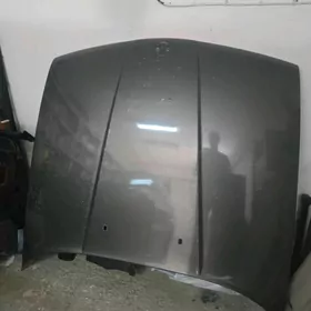 BMW E34 kapot uski