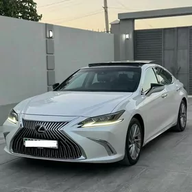 Lexus ES 350 2019