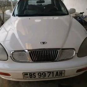 Daewoo Leganza 1998