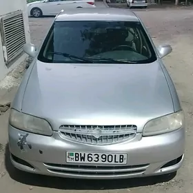 Nissan Altima 2001