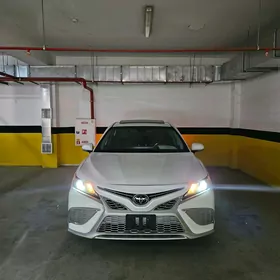Toyota Camry 2022