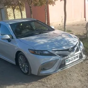 Toyota Camry 2023
