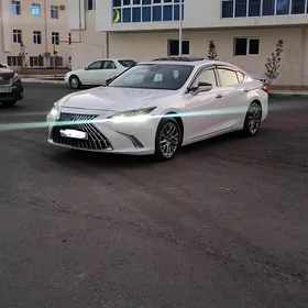 Lexus ES 350 2023