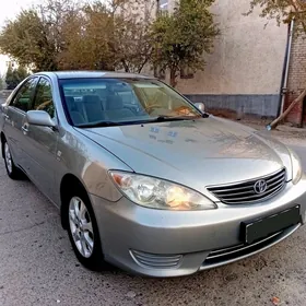Toyota Camry 2005