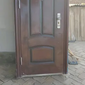 gapy дверь